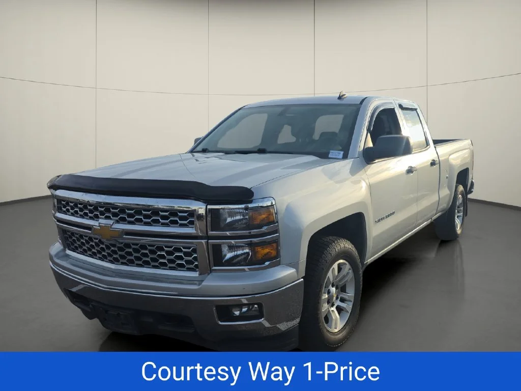 Used 2014 Silver Chevrolet LT image 5