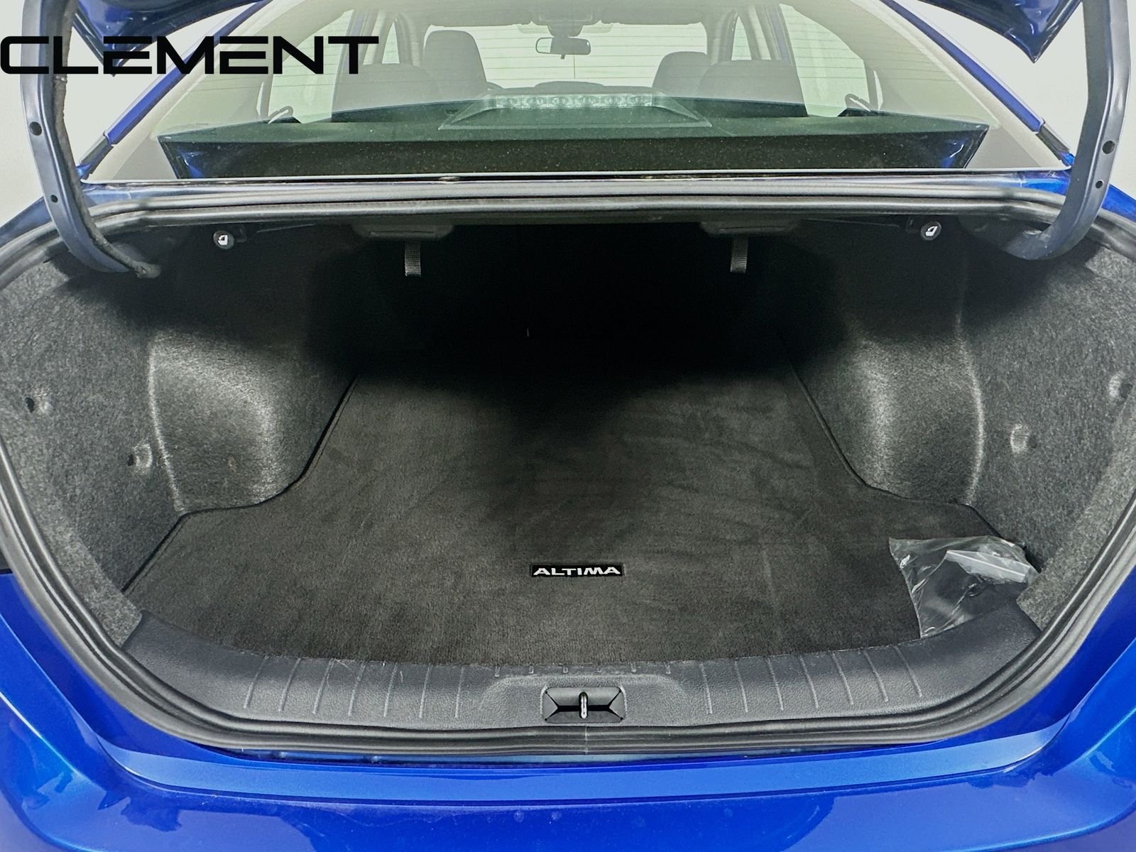 2025 Nissan Altima SV - Photo 11