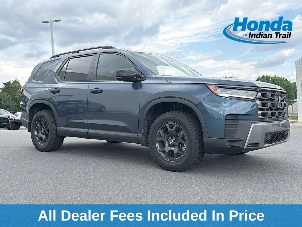2026 Honda Pilot TrailSport AWD's photo