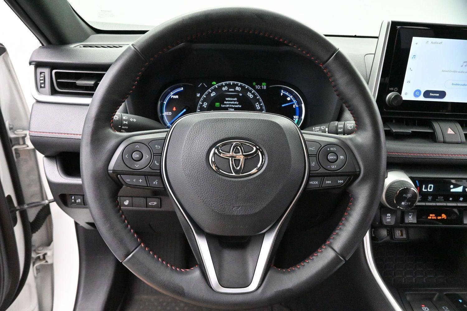 Used 2024 Ice Cap Toyota SE image 14