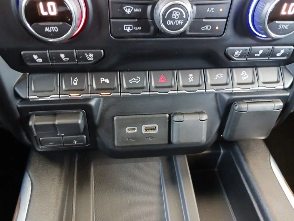 Used 2020 Shadow Gray Metallic Chevrolet High Country image 12