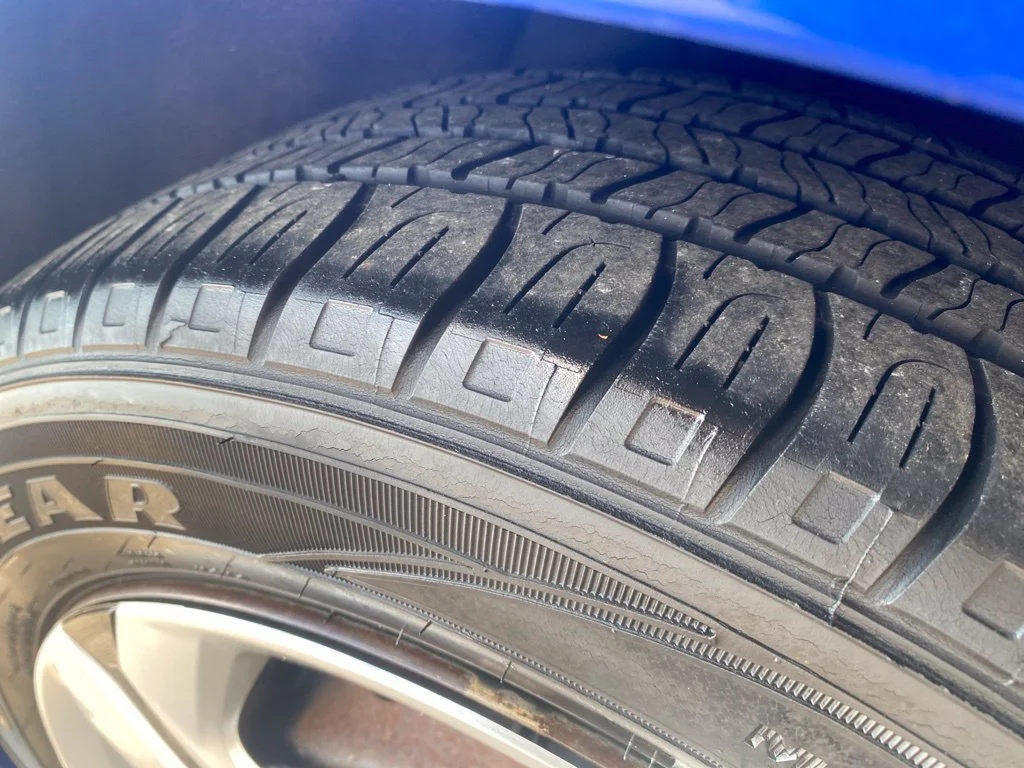 Used 2018 Blue Honda LX image 32