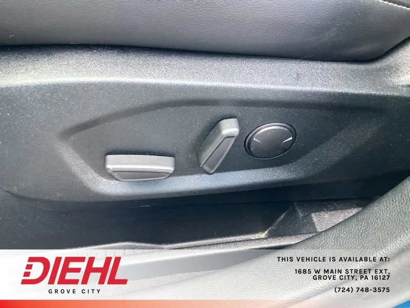 Used 2020 Green Ford SEL image 24