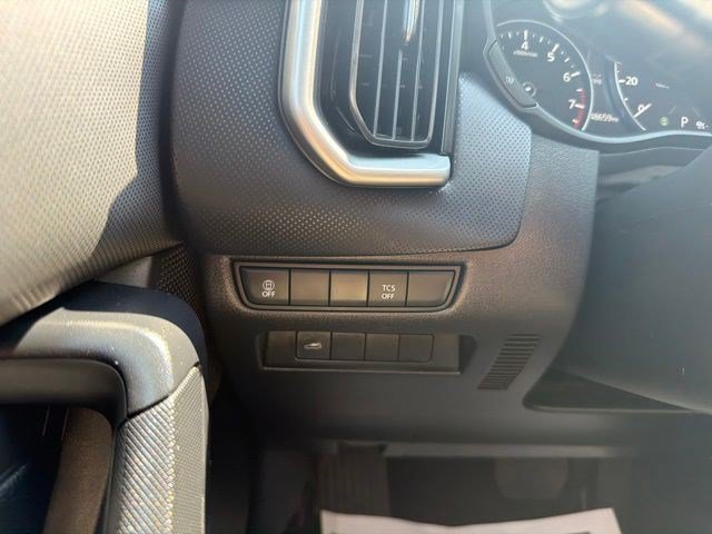 Used 2025 Wind Chill Pearl Mazda 2.5 S Preferred Package image 28