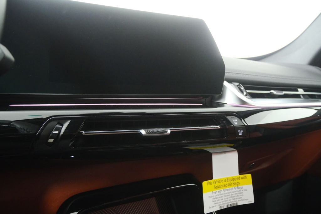 New 2026 Black Sapphire Metallic BMW xDrive28i image 21