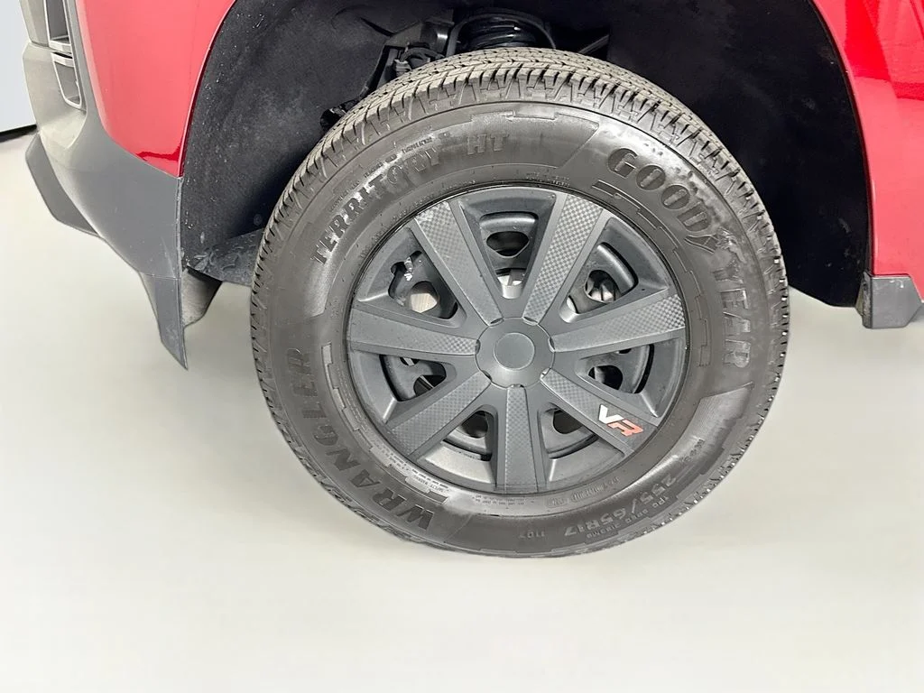Used 2025 Red Chevrolet Work Truck image 30