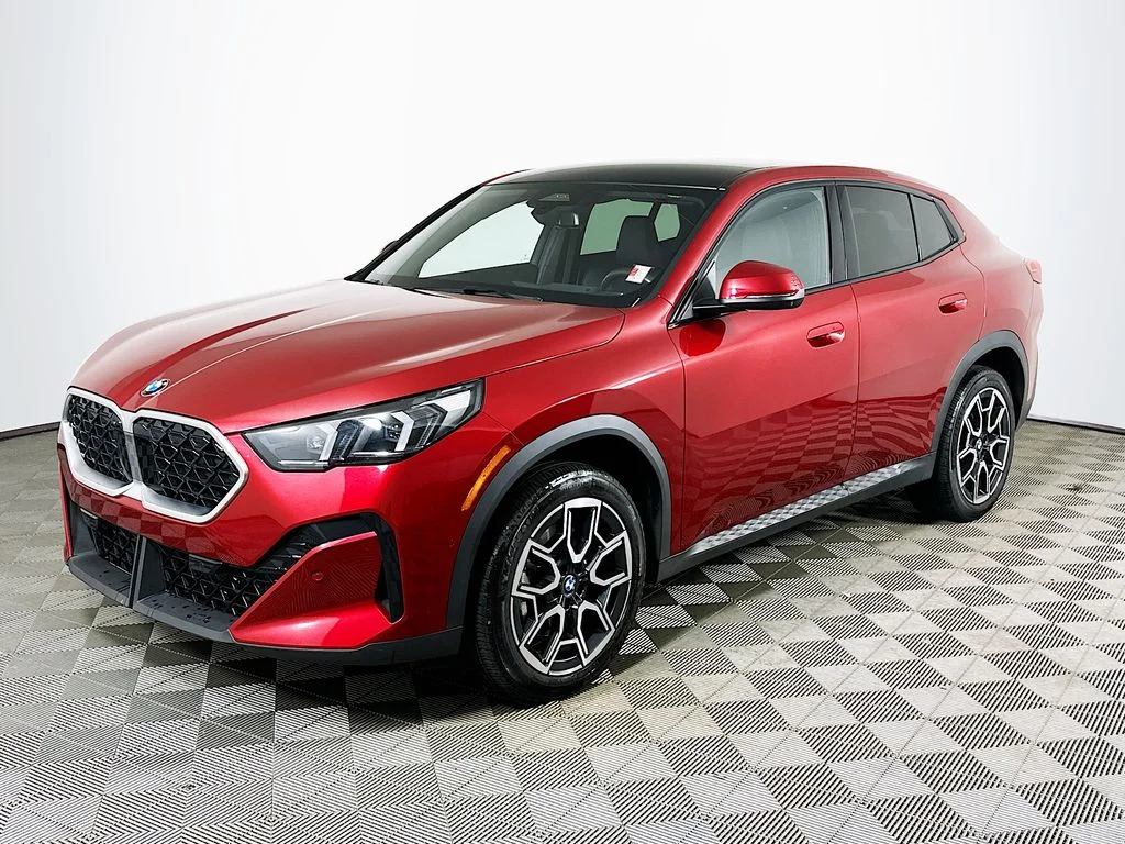 2025 BMW X2 xDrive28i's photo