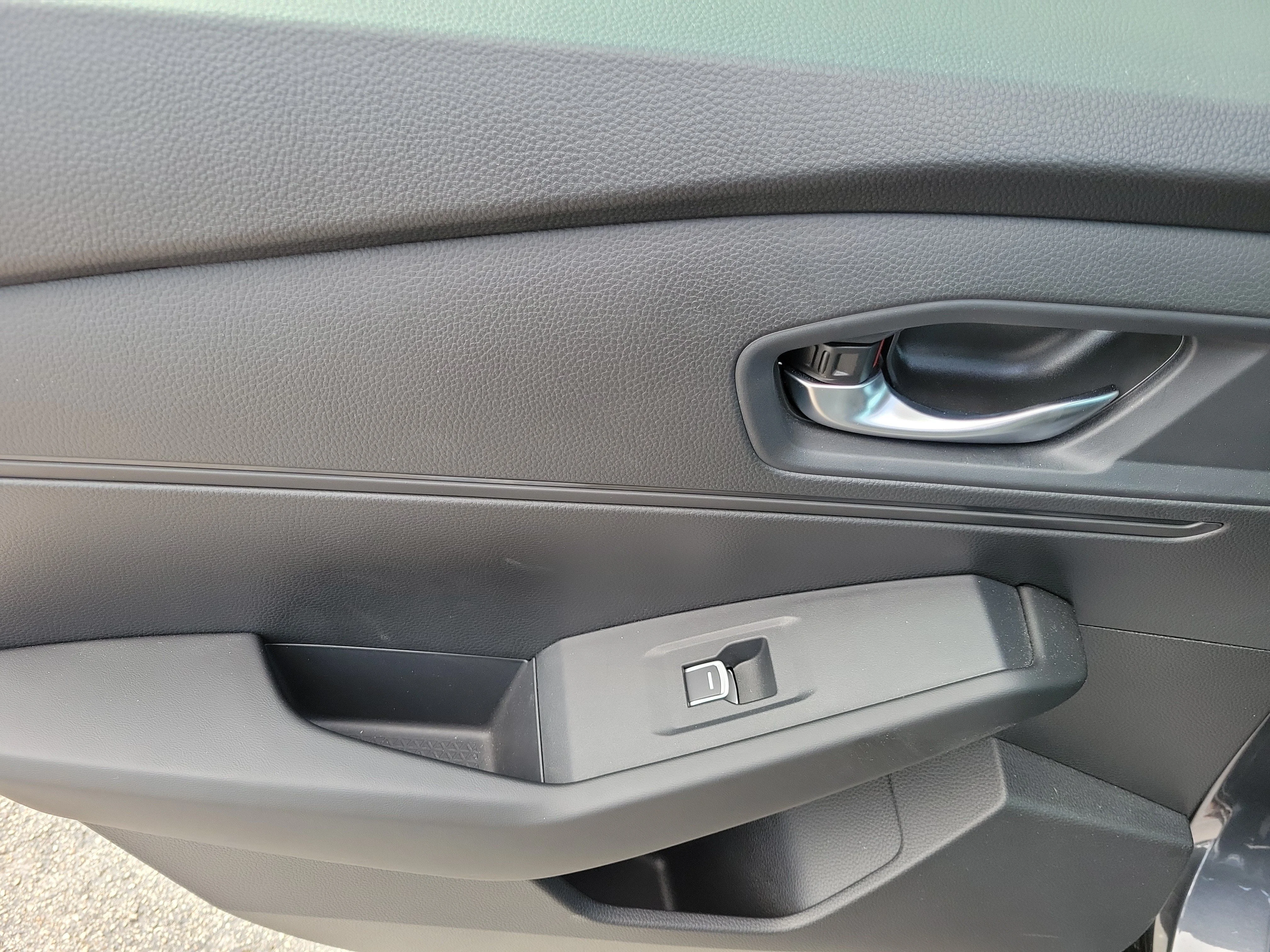 2023 Honda Accord Hybrid EX-L - Photo 17