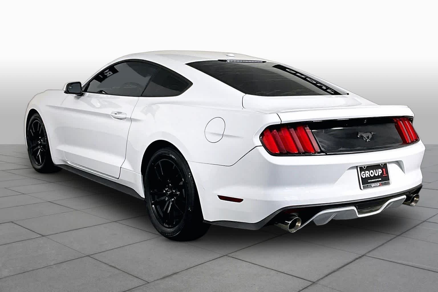 Used 2015 Oxford White Ford EcoBoost Premium image 10
