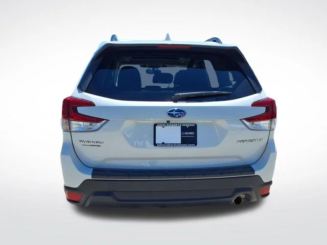 Used 2023 White Subaru Limited image 16