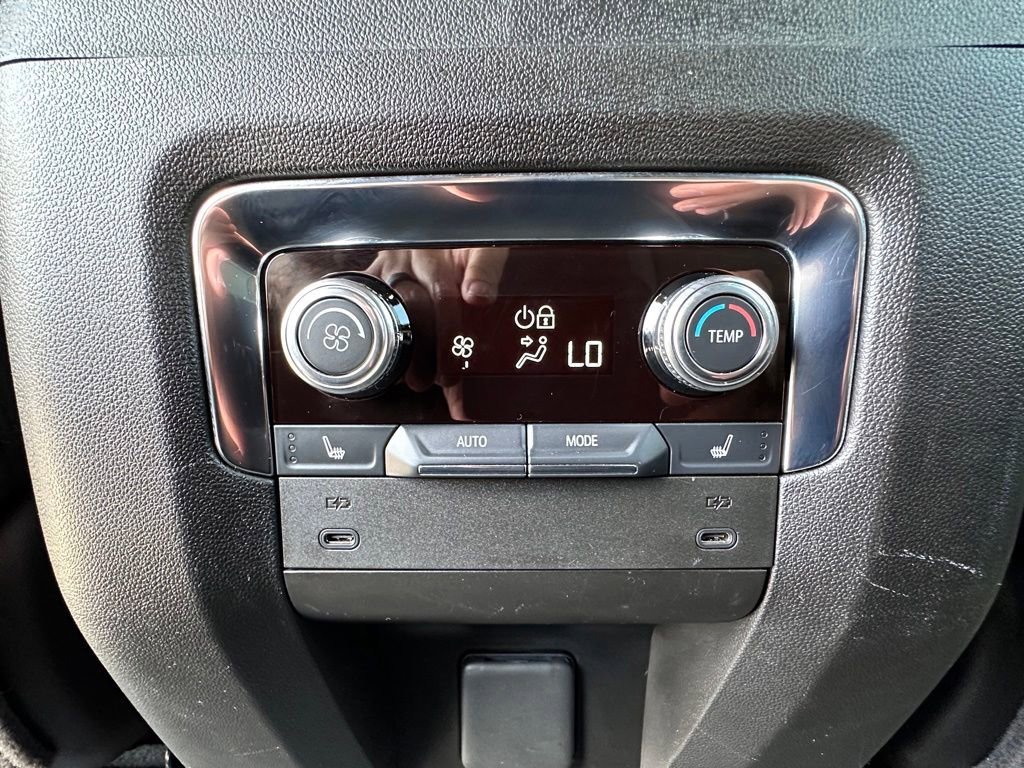 Certified Used 2025 Summit White GMC AT4 image 27
