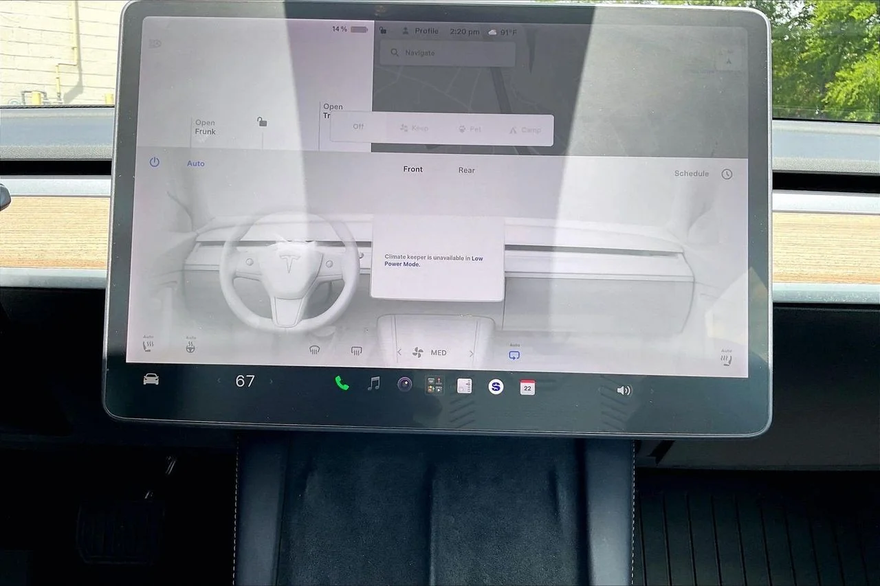 Used 2021  Tesla Standard Range Plus image 20