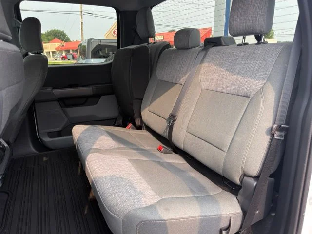 Used 2023 Oxford White Ford XLT image 5