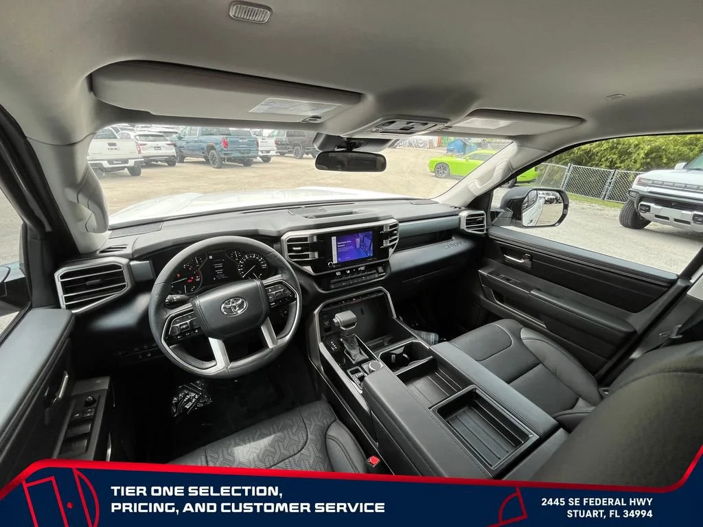 Used 2024 White Toyota SR5 image 27