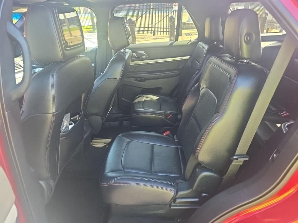 Used 2019 Red Ford Sport image 6