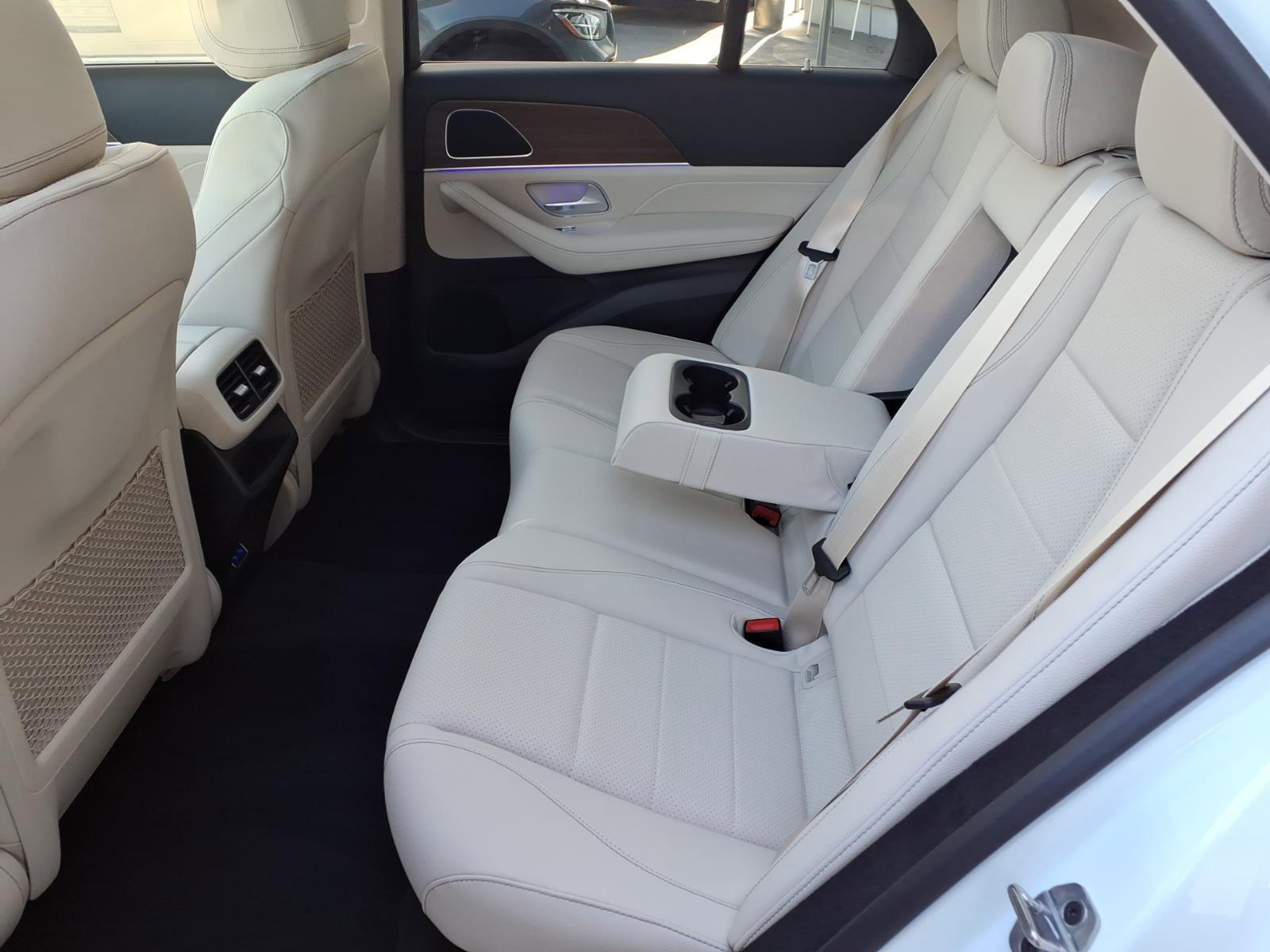 New 2026 Polar White Mercedes-Benz 450 image 18