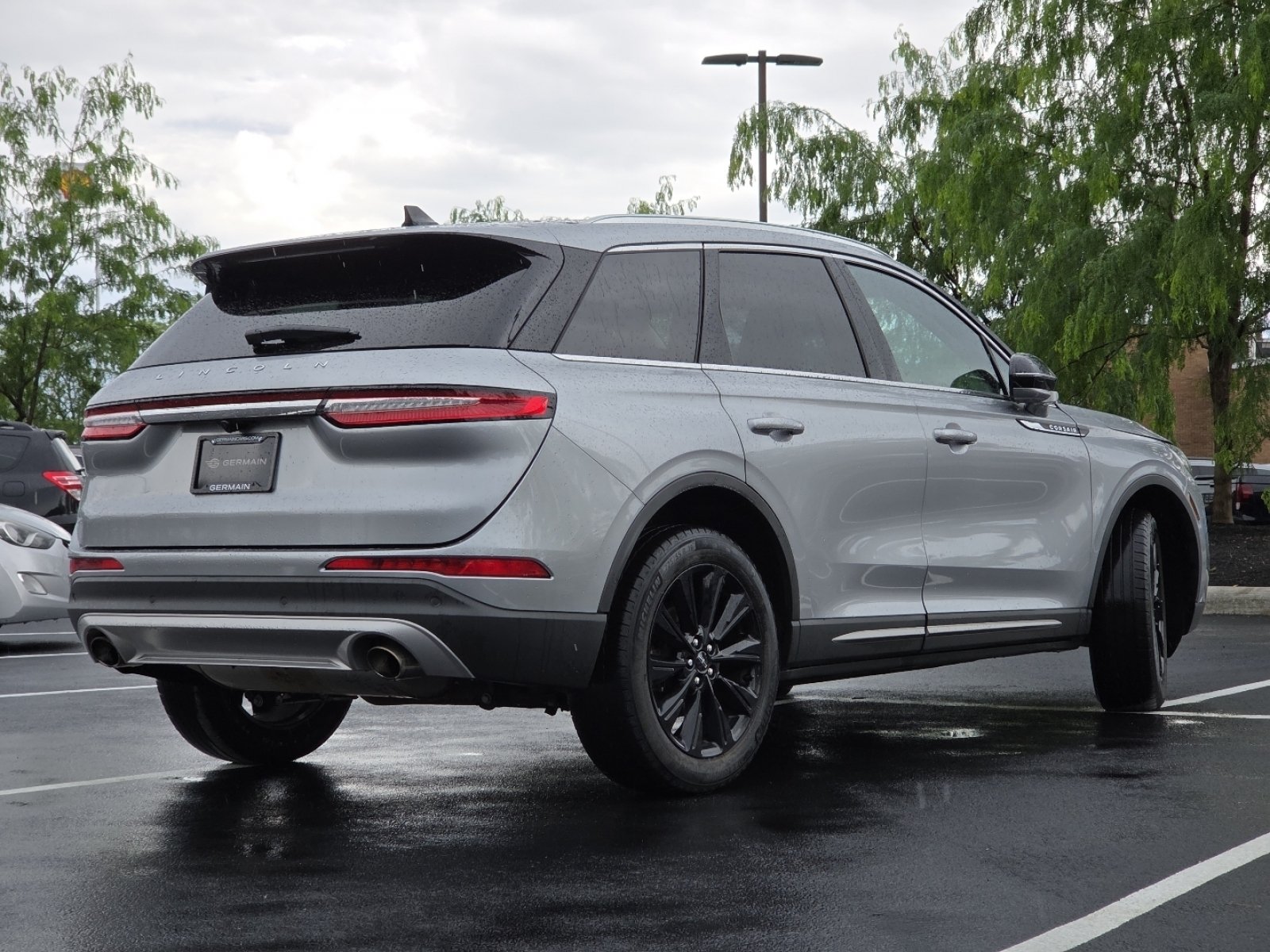 Used 2022 Radiance Metallic Lincoln Reserve image 22