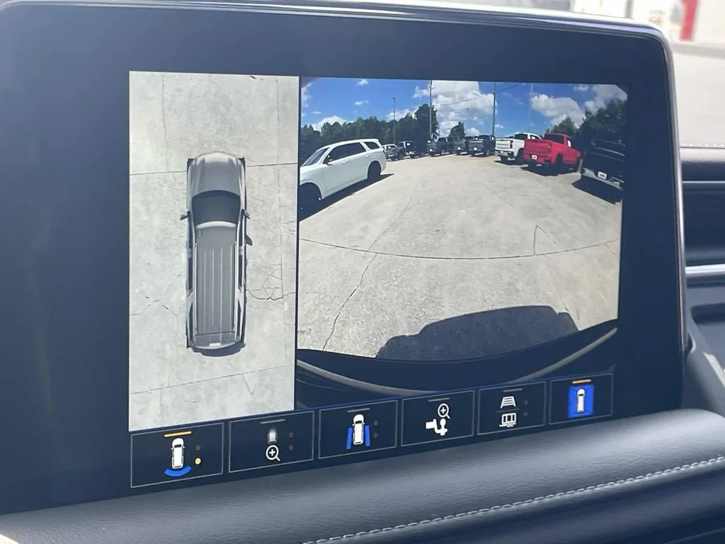 2022 Chevrolet Tahoe LT - Photo 18