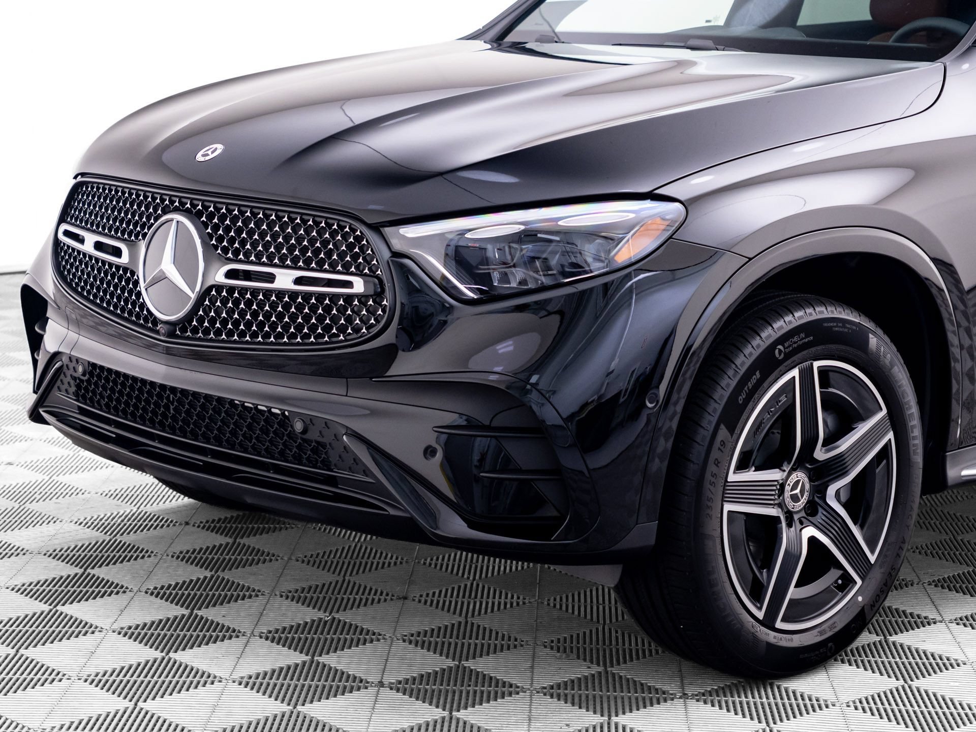 New 2027 Black Mercedes-Benz GLC 300 image 77