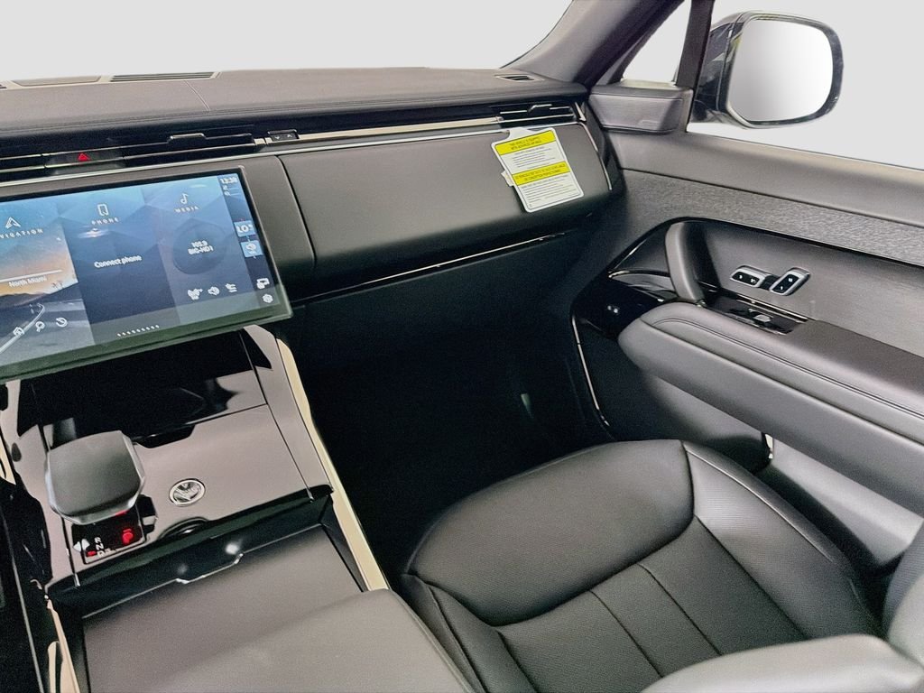 New 2027 Carpathian Grey Land Rover Dynamic SE P400 image 25