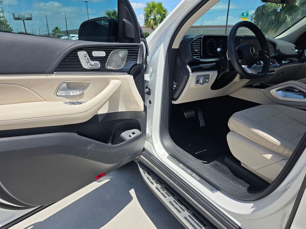 Certified Used 2024 White Mercedes-Benz GLS 580 image 10