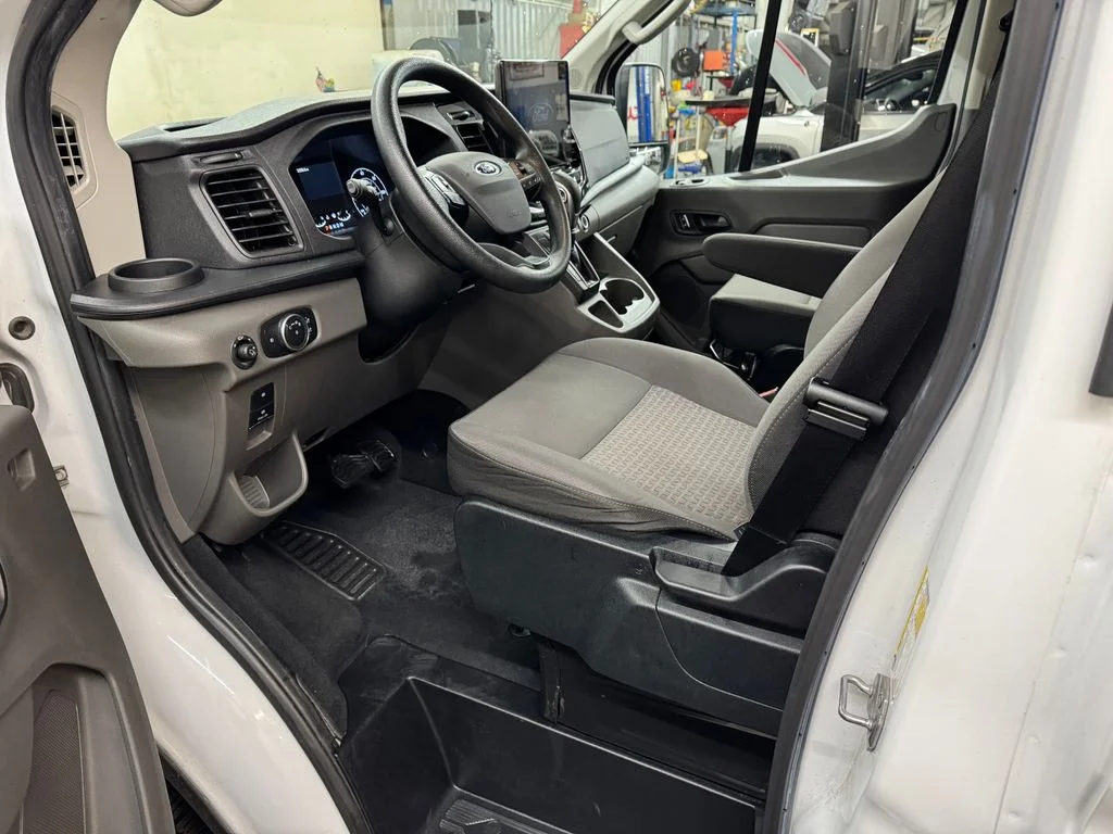 Used 2023 White Ford XLT image 13