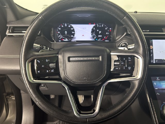 Used 2021 Silver Land Rover R-Dynamic HSE image 18