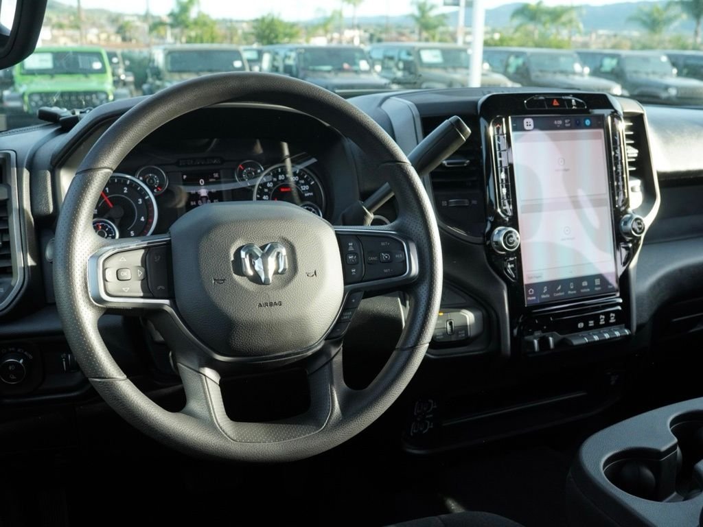 New 2026 Bright White Clear-Coat Exterior Paint RAM Tradesman image 22