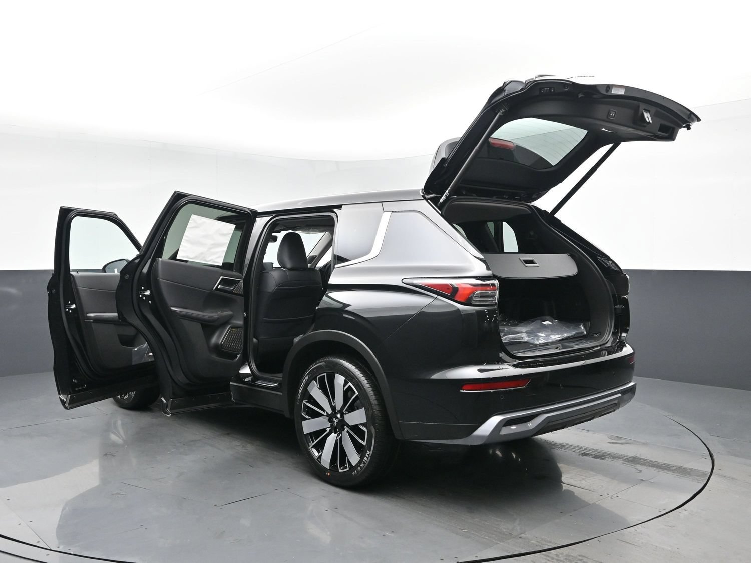 New 2026 Black Diamond Mitsubishi SE 1.5T 2WD image 31
