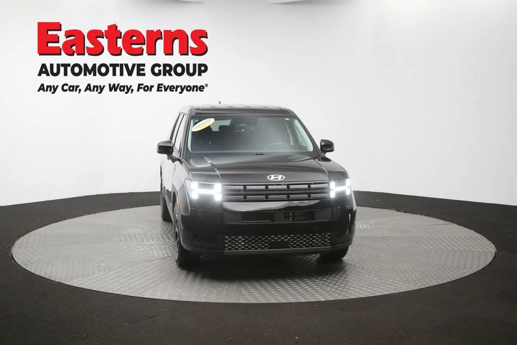 Used 2025 Black Hyundai SE image 50