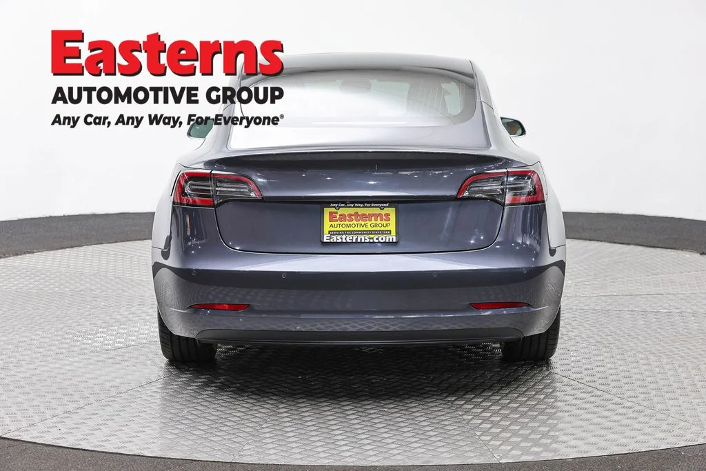 Used 2018 Gray Tesla Long Range image 6