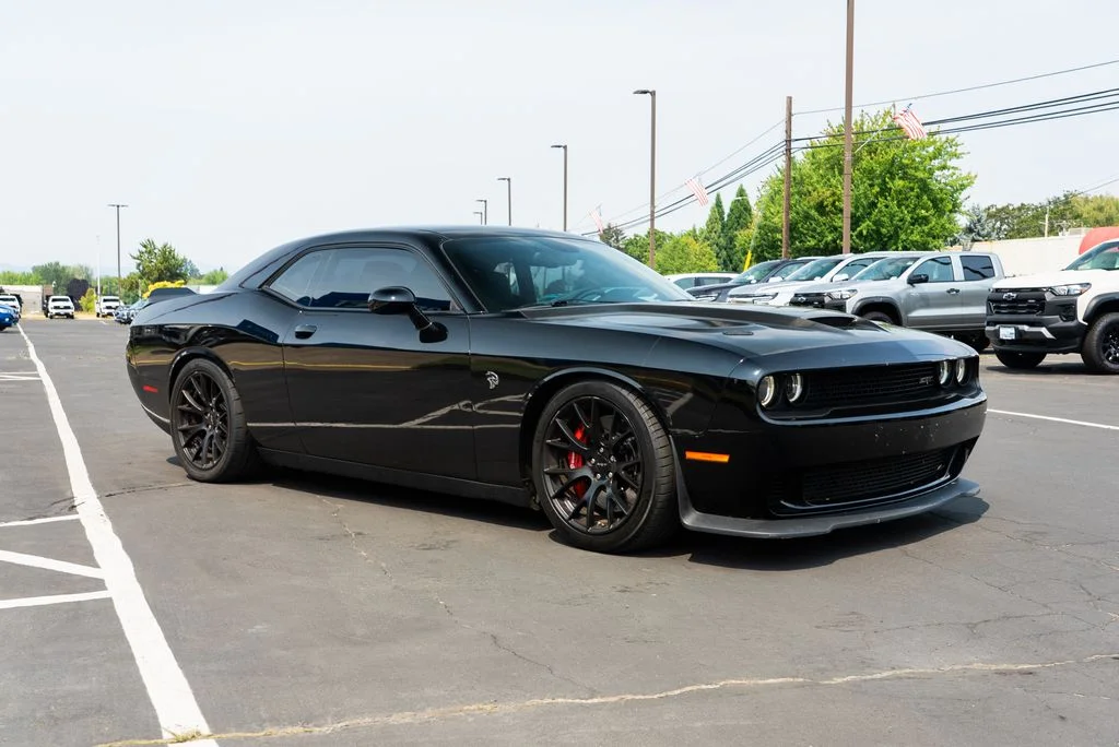 Used 2015 Pitch Black Clearcoat Dodge SRT Hellcat image 5