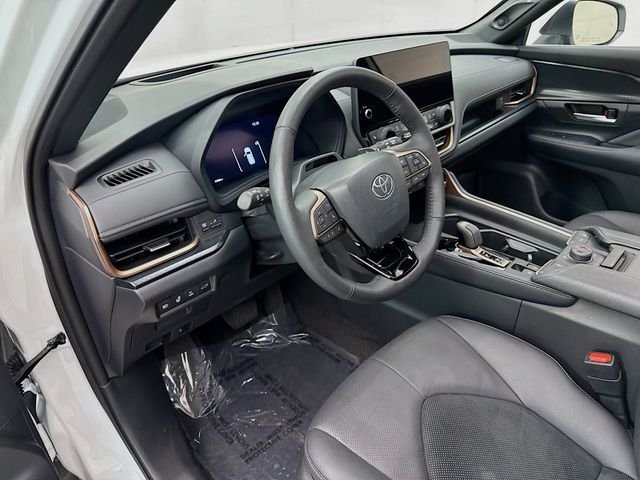 Used 2024 Beige Toyota MAX Platinum image 9