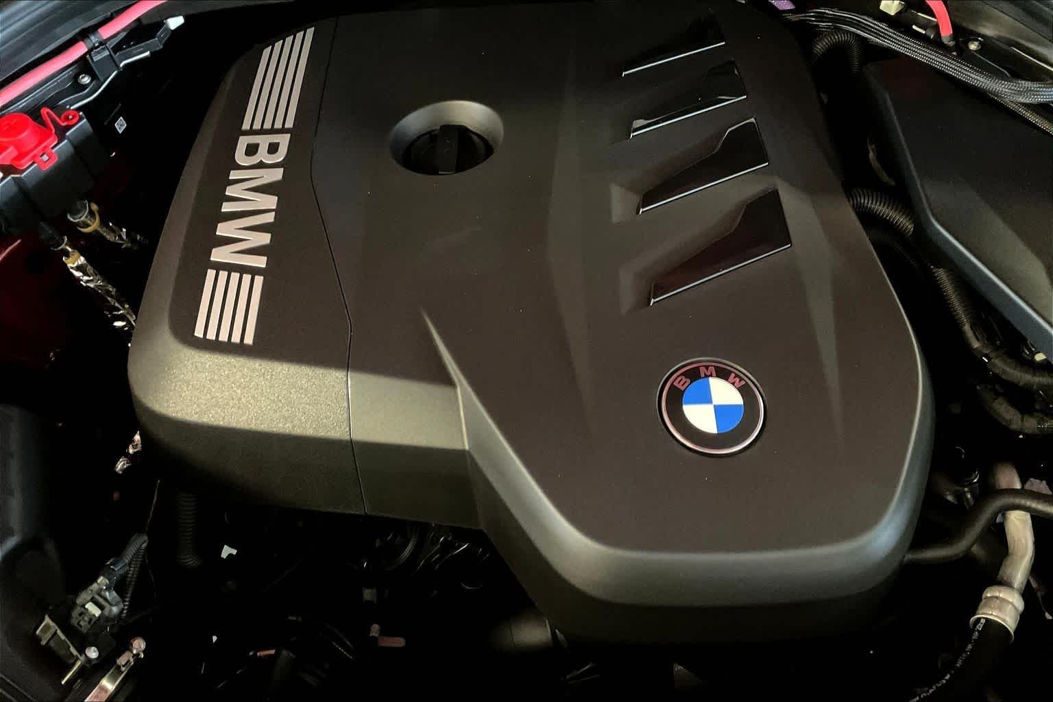New 2026 Vegas Red Metallic BMW 30 xDrive image 17