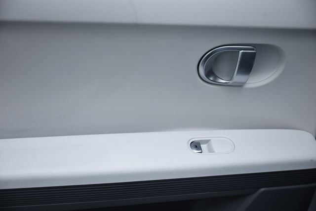 Used 2023 Cyber Gray Hyundai SE image 22