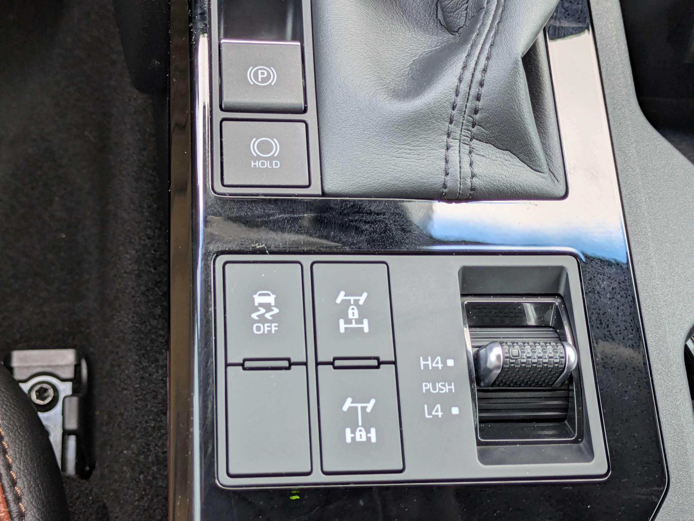 Used 2025 Ice Cap Toyota 1958 image 25