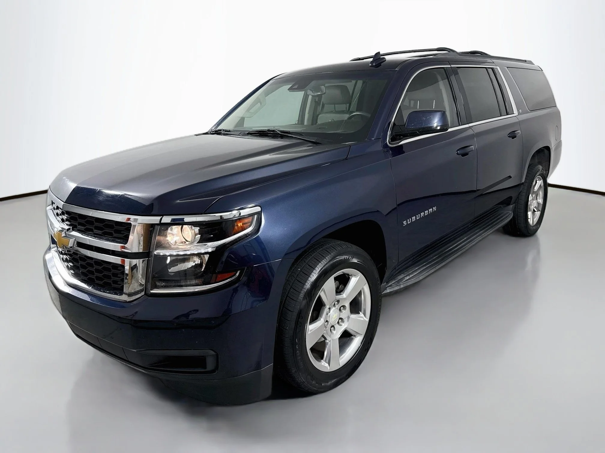 Used 2017 Blue Velvet Metallic Chevrolet LT image 3