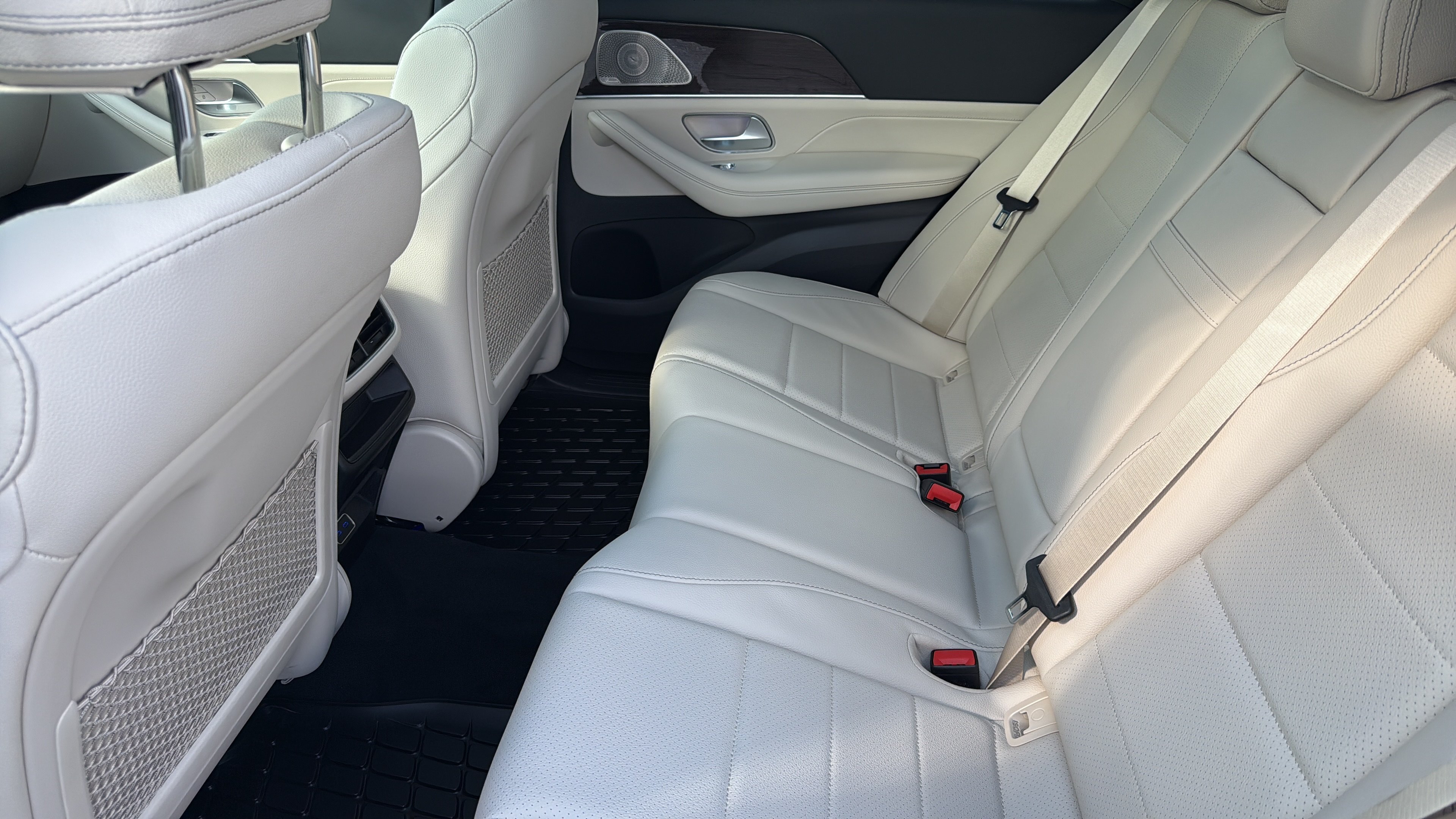 Certified Used 2026 Polar White Mercedes-Benz GLE 450 image 24
