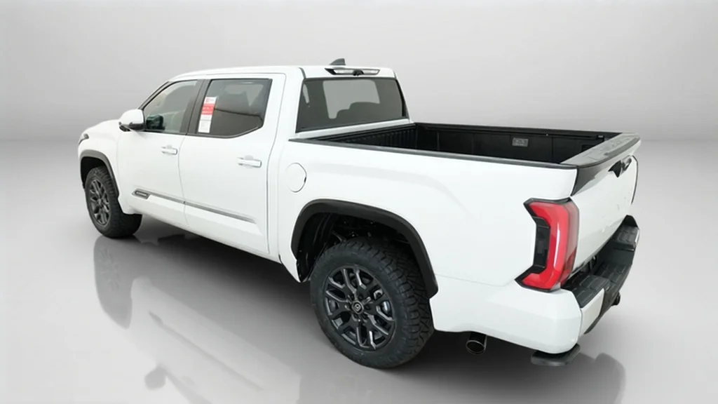 New 2026 Wind Chill Pearl Toyota Platinum image 14
