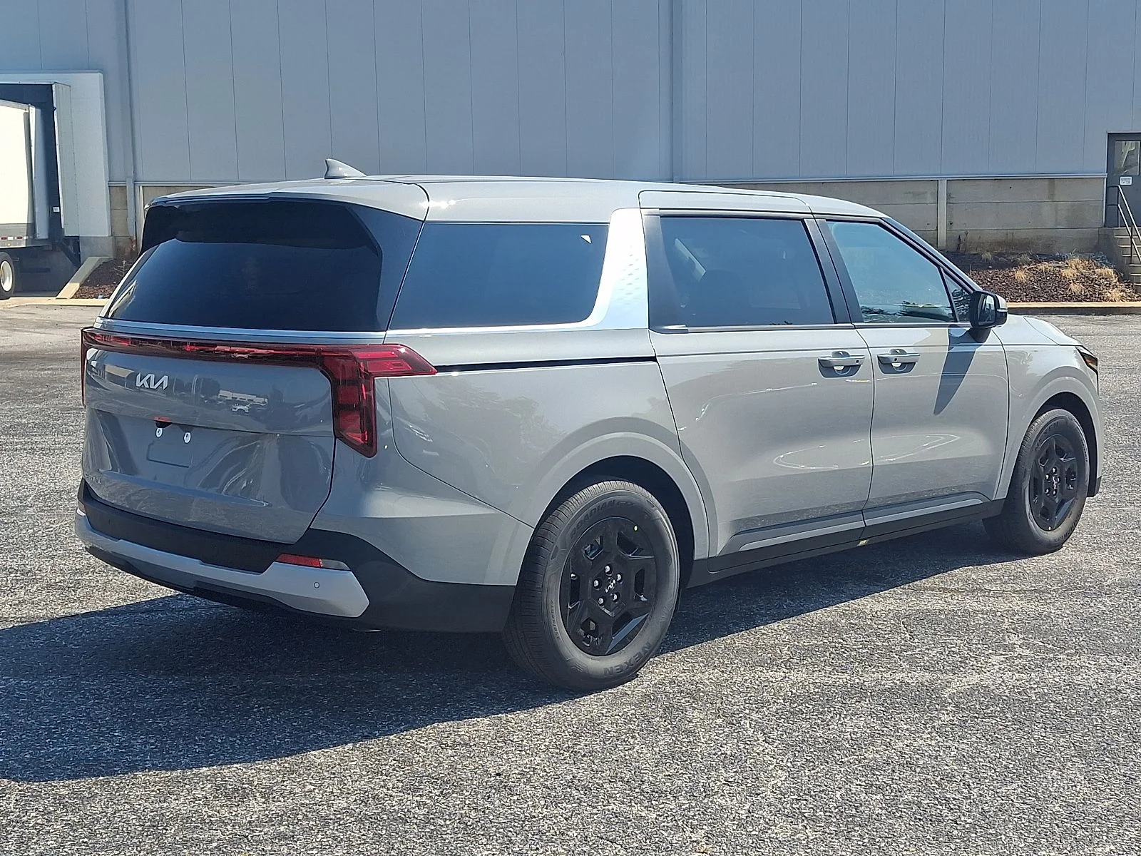 New 2027 Silver Kia LXS image 3