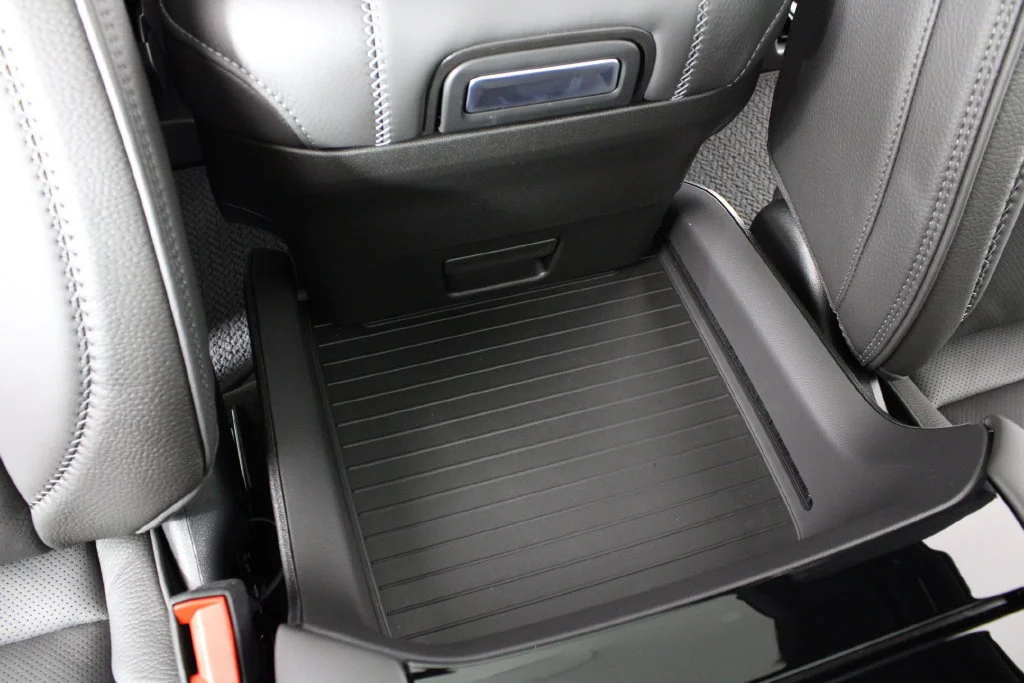 2026 GMC Yukon Denali - Photo 23