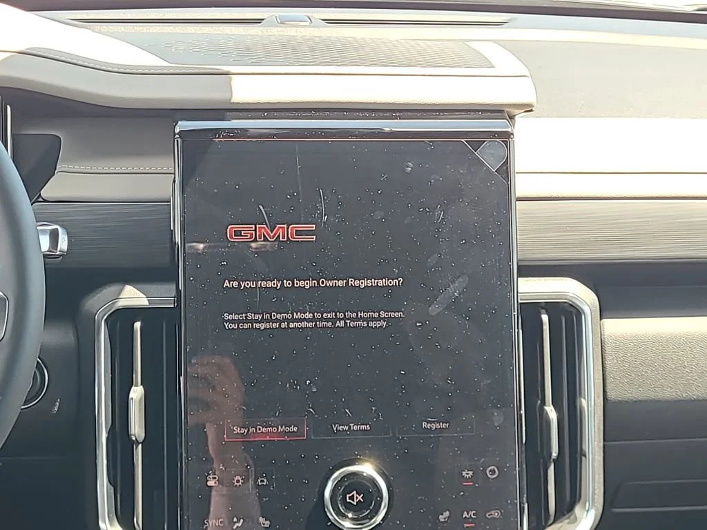 New 2026 Sterling Metallic GMC Elevation image 17