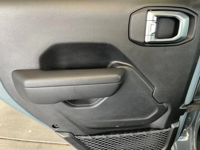 Used 2025 Anvil Clearcoat Jeep Rubicon image 44