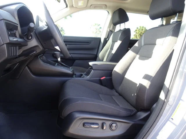 Used 2026 Urban Gray Pearl Honda EX image 20
