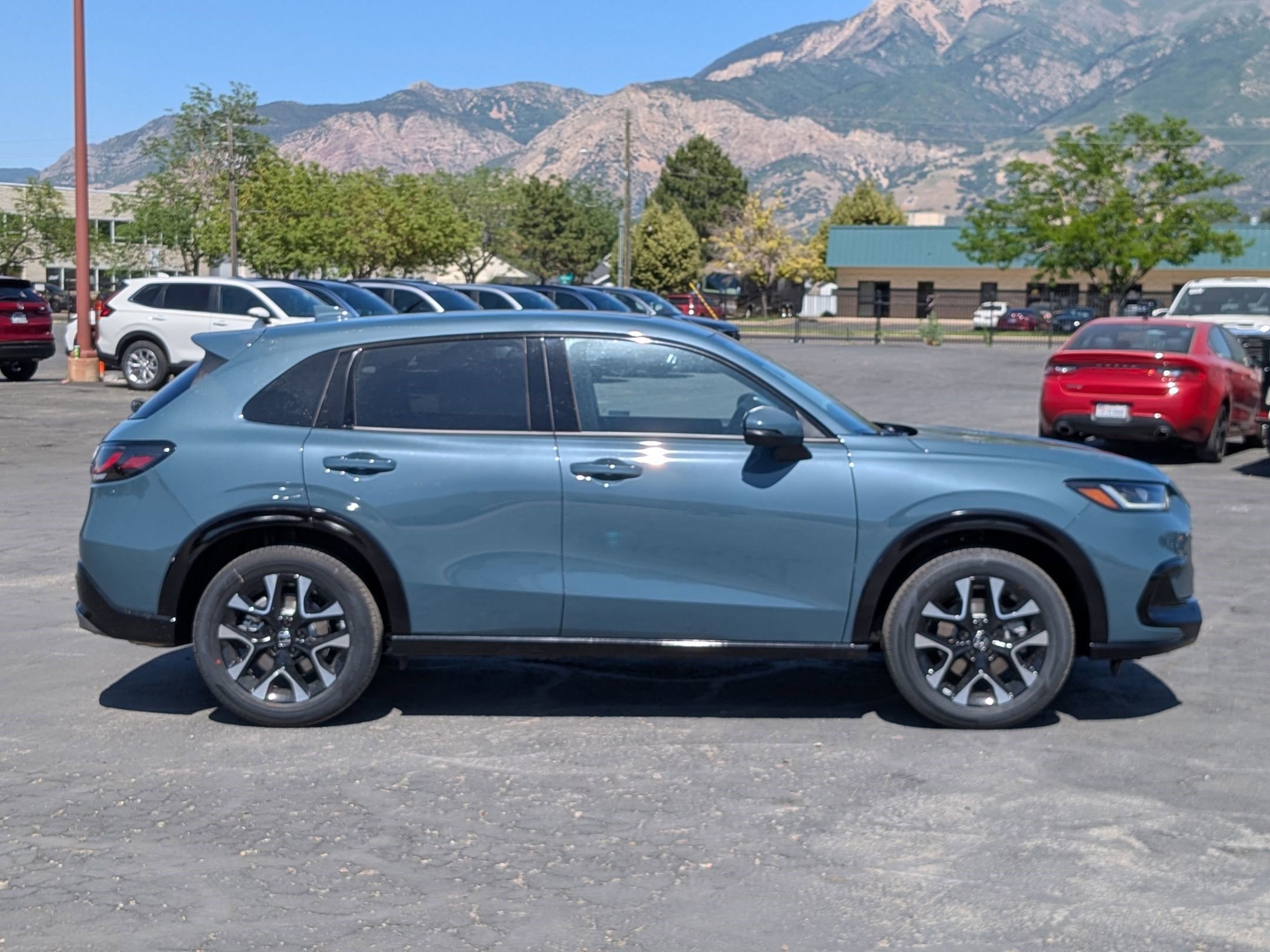 New 2027 Nordic Forest Pearl Honda EX-L image 2