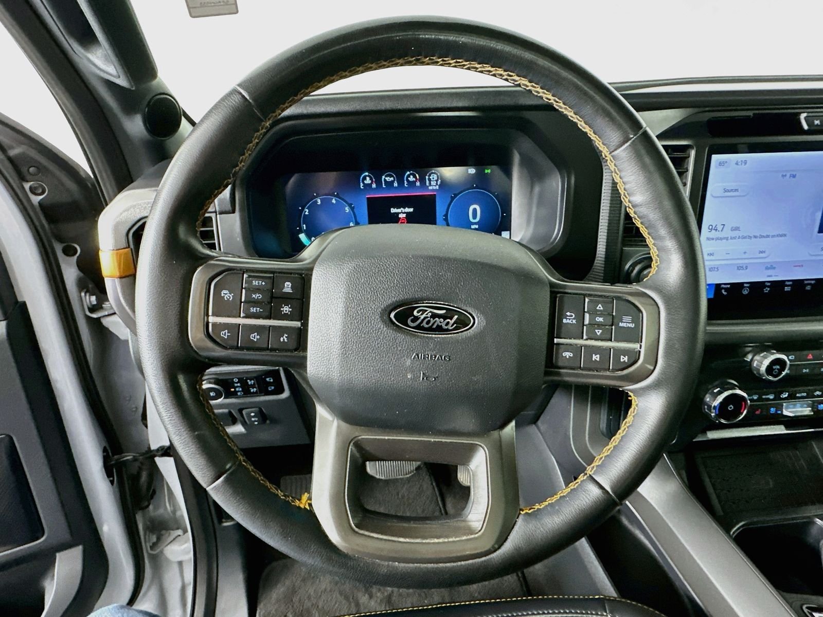 Used 2025 White Ford Tremor image 12