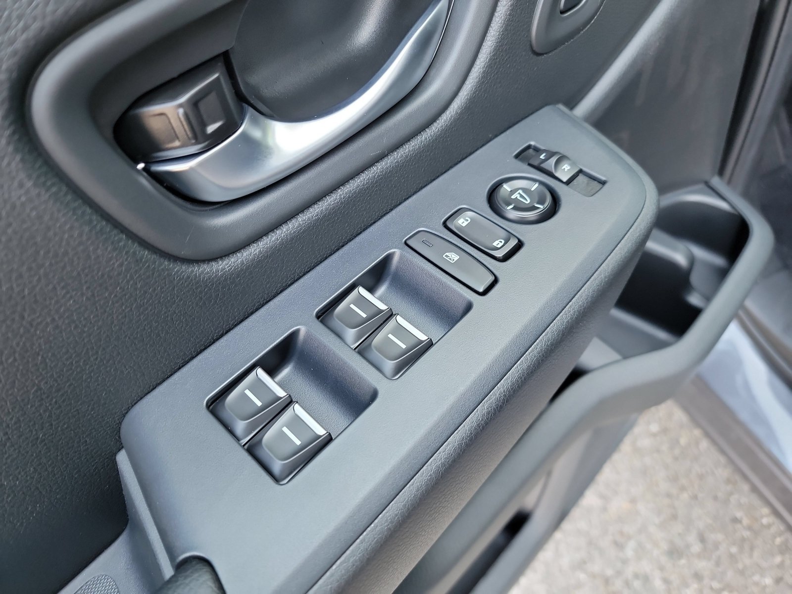 New 2026 Modern Steel Metallic Honda RTL image 14