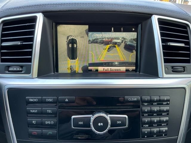 Used 2016 Gray Mercedes-Benz GL 550 image 59