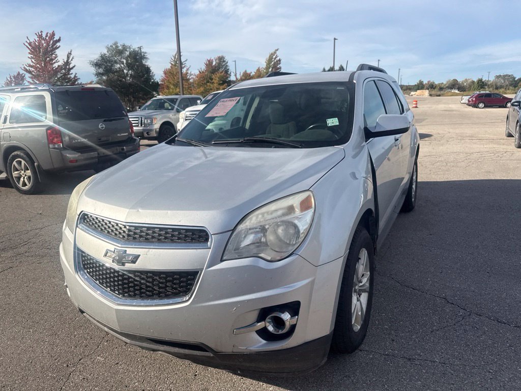 Used 2015 Silver Ice Metallic Chevrolet LT image 5