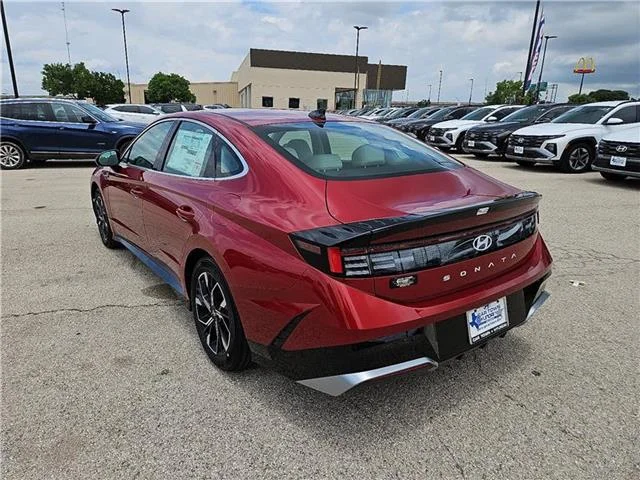 New 2025 Ultimate Red Hyundai SEL image 3